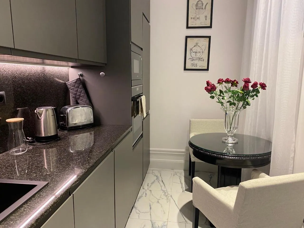 Premium Luxury Opera Suite Near Opera And Basilica Budapest 0*,