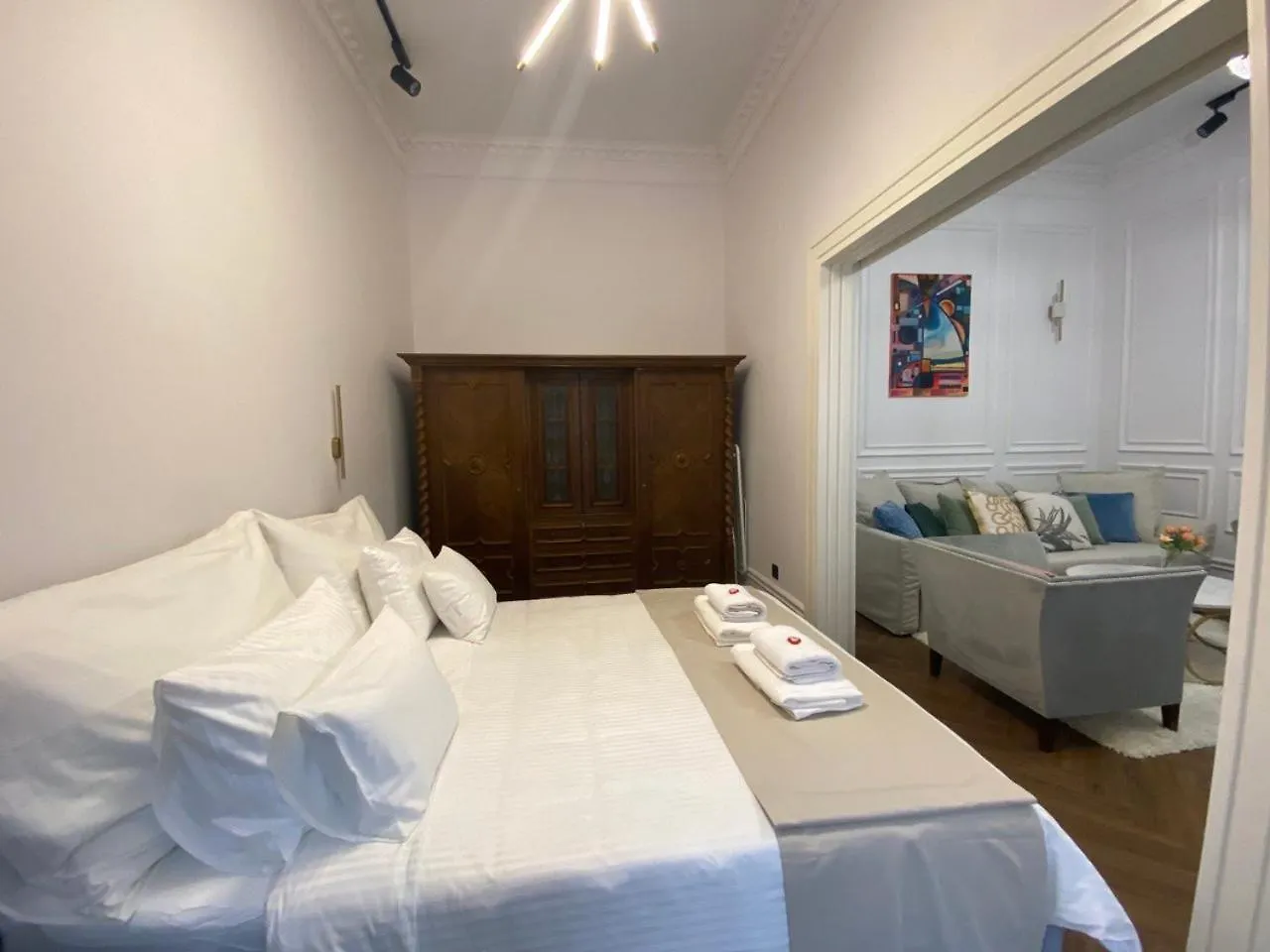 Apartment Premium Luxury Opera Suite Near Opera And Basilica Budapest Hungary
